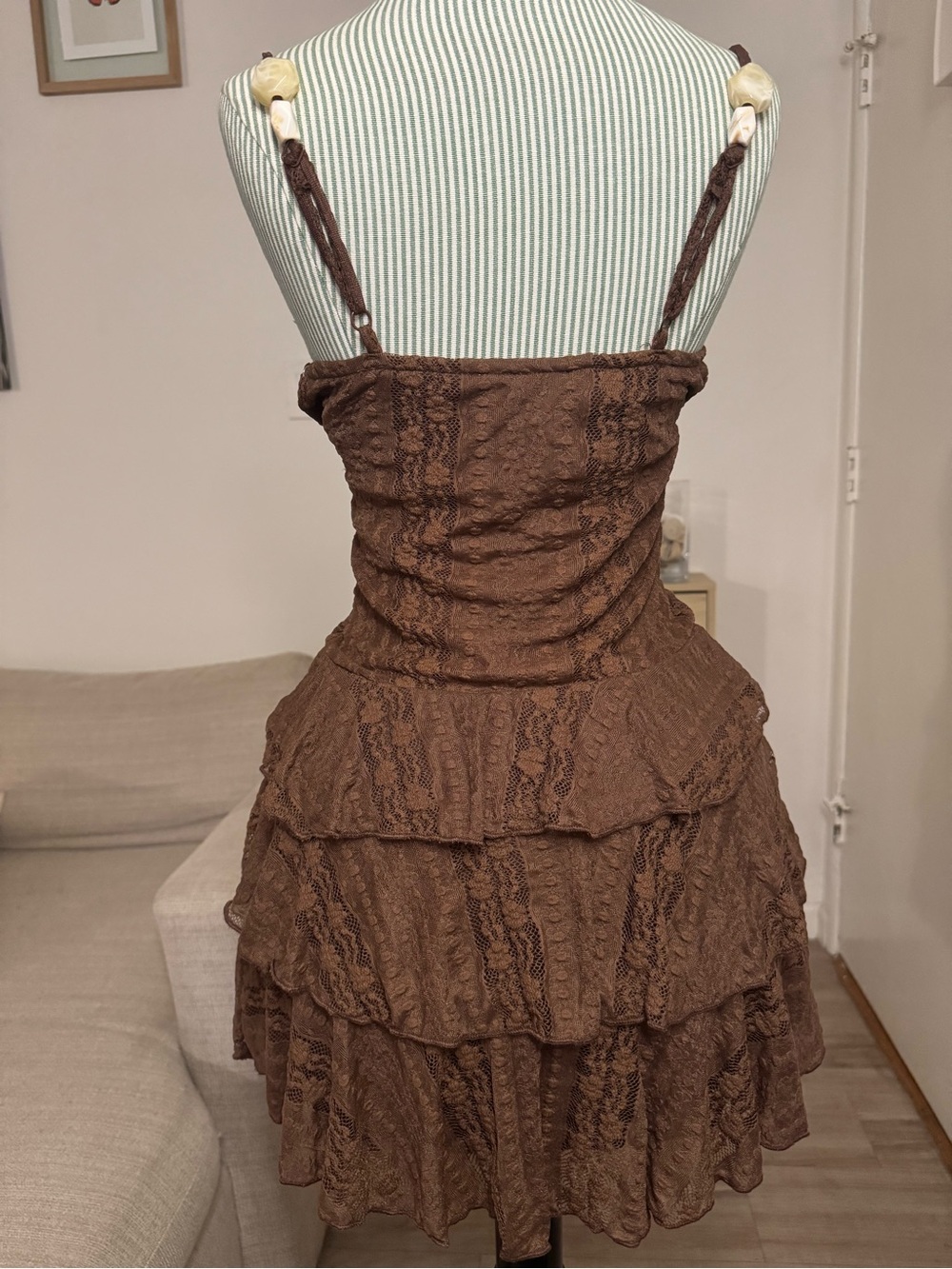 Thirty Thirty L/A Brown Lace Ruffle Mini Dress – M - Picture 2 of 4